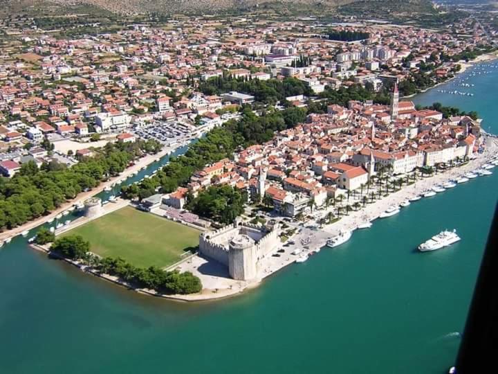 Apartman Mikola With Sea View Apartment Trogir Luaran gambar